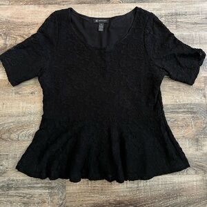 Woman’s size XL black lace peplum top
